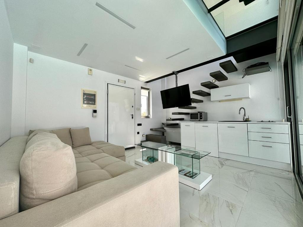 Leblanc Luxurious Beachfront Villa, Gcollectiongr Ermioni Exterior foto